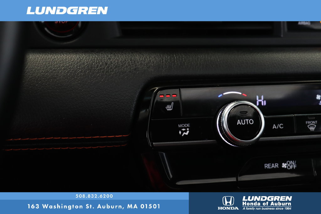 Used 2025 Honda Pilot TrailSport image 26