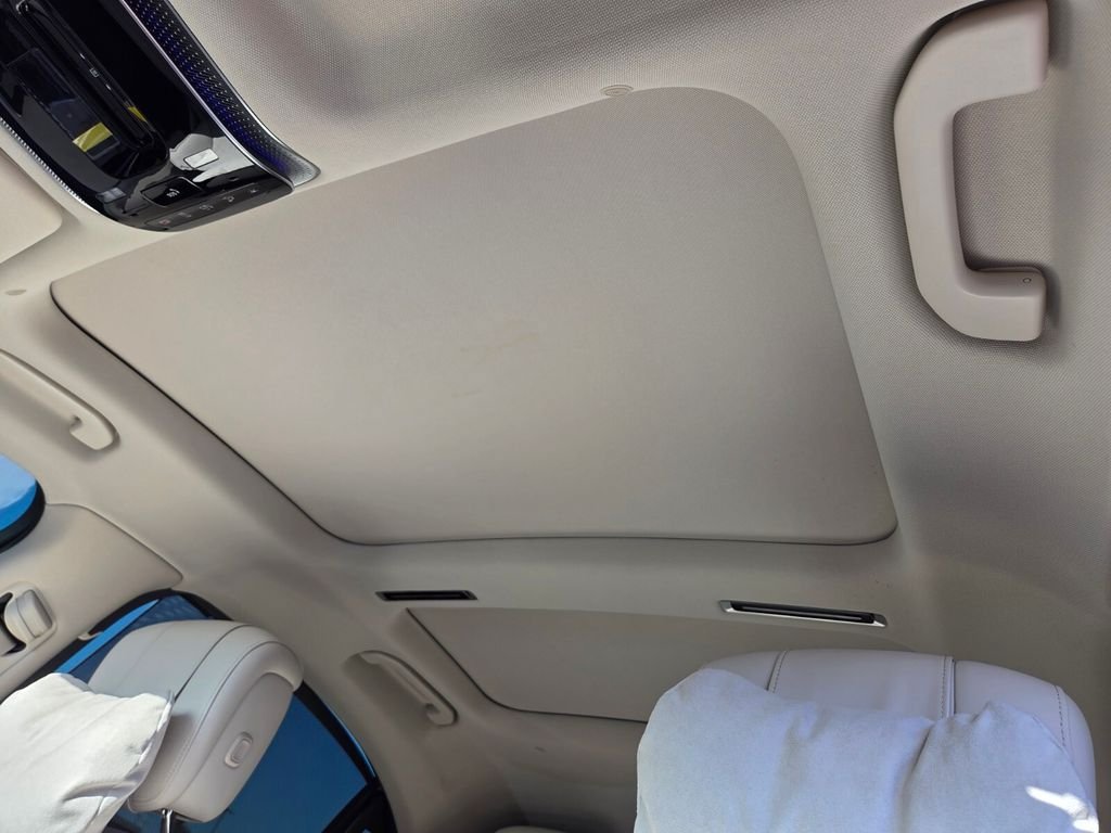 Used 2025 Mercedes-Benz S 580e 4MATIC Sedan image 34