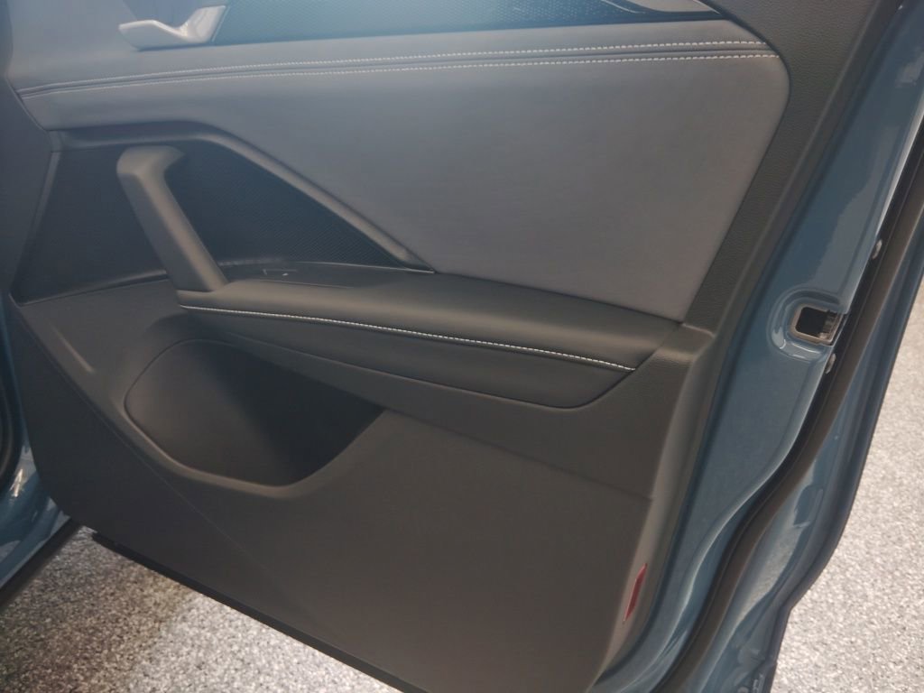 New 2026 Volkswagen Tiguan SE R-Line AWD/4WD image 19