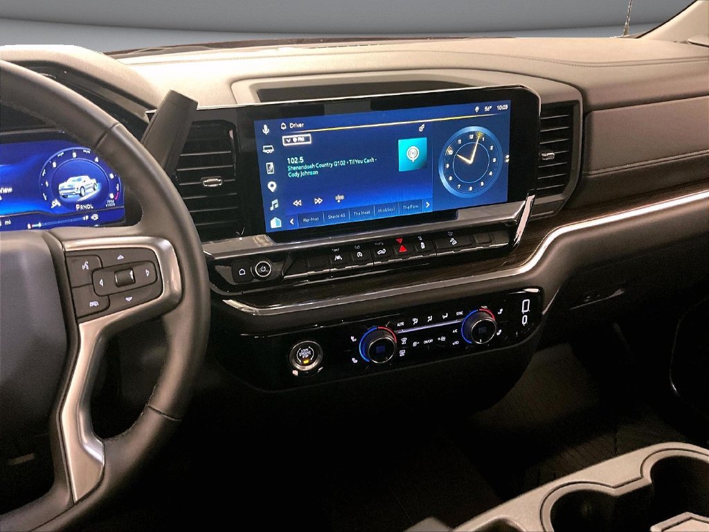 Used 2023 Chevrolet Silverado 1500 RST AWD/4WD image 10