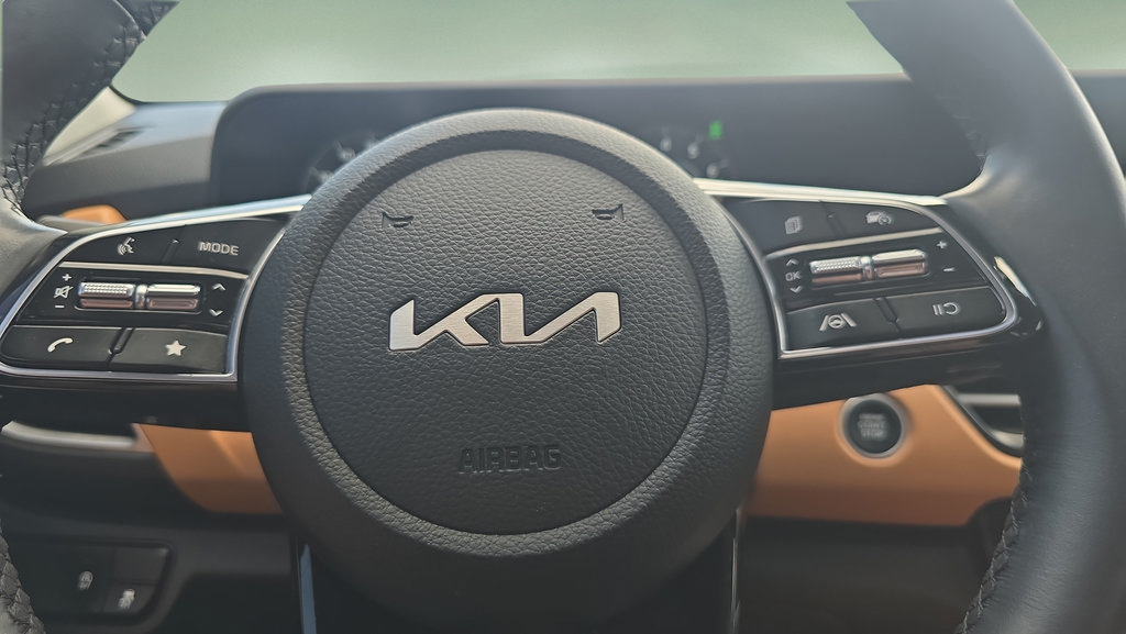 Used 2024 Kia Seltos EX AWD/4WD image 18