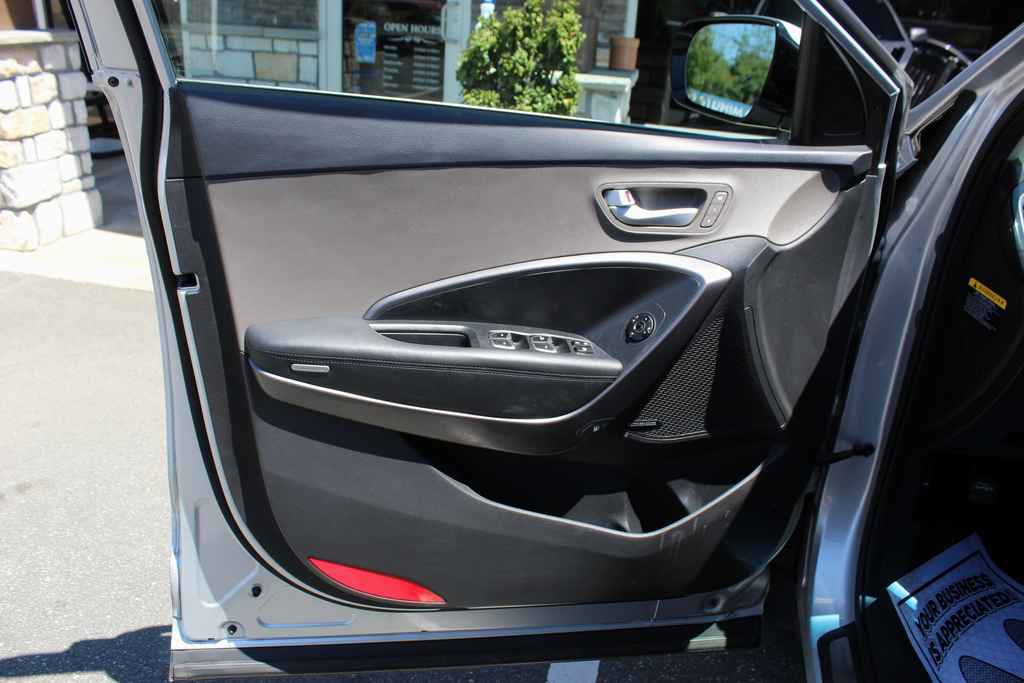 Used 2014 Hyundai Santa Fe Sport w/ Technology Package 14 FWD image 11