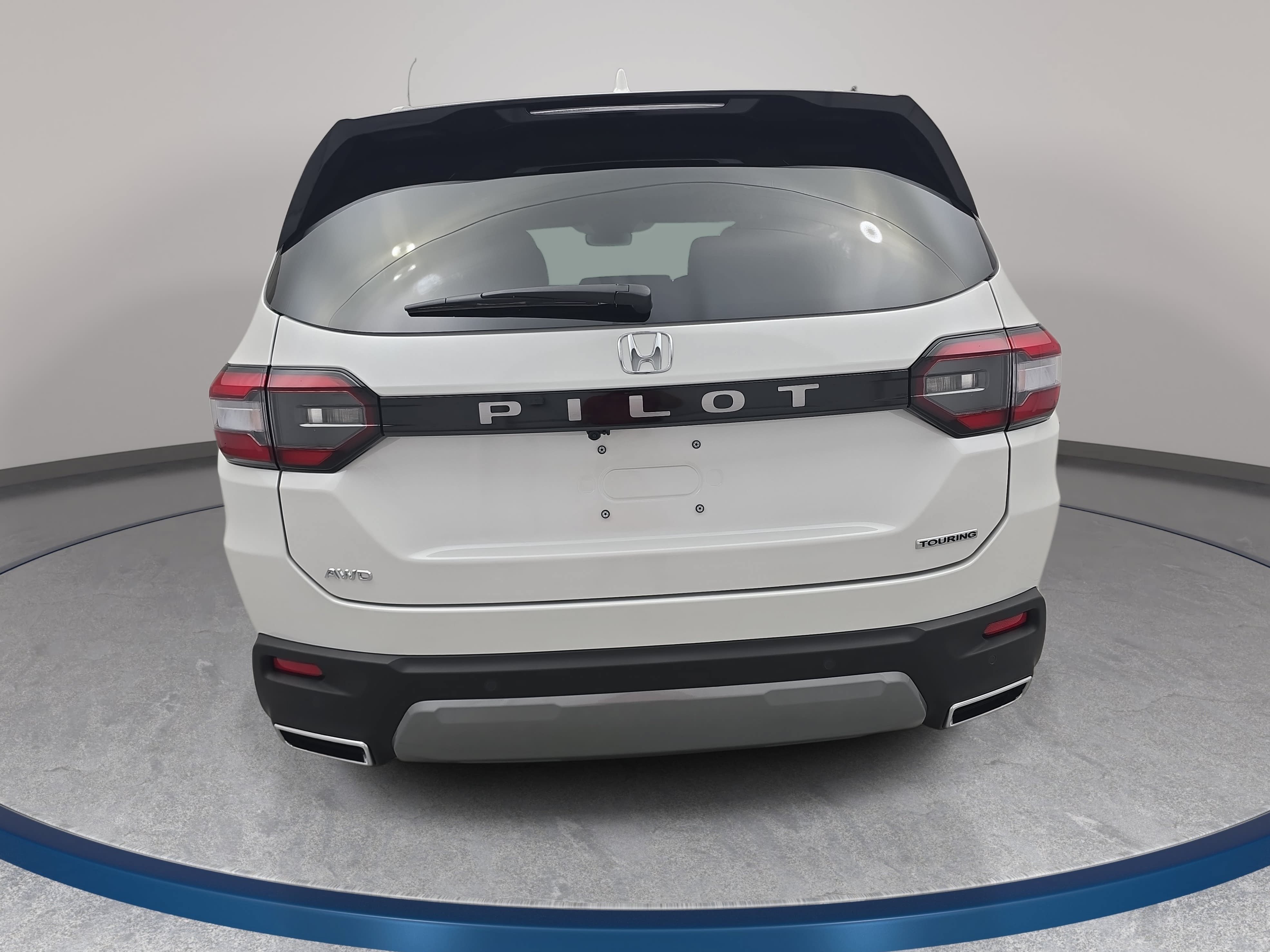 New 2026 Honda Pilot Touring image 6