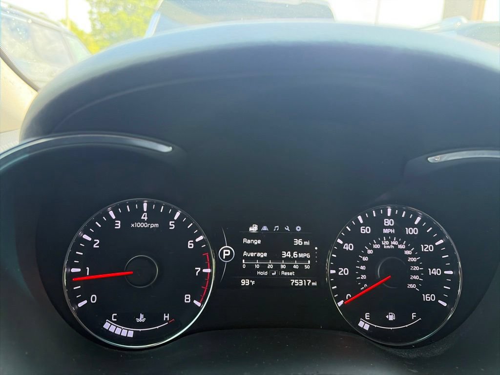 Used 2017 Kia Forte S w/ S Technology Package FWD image 6