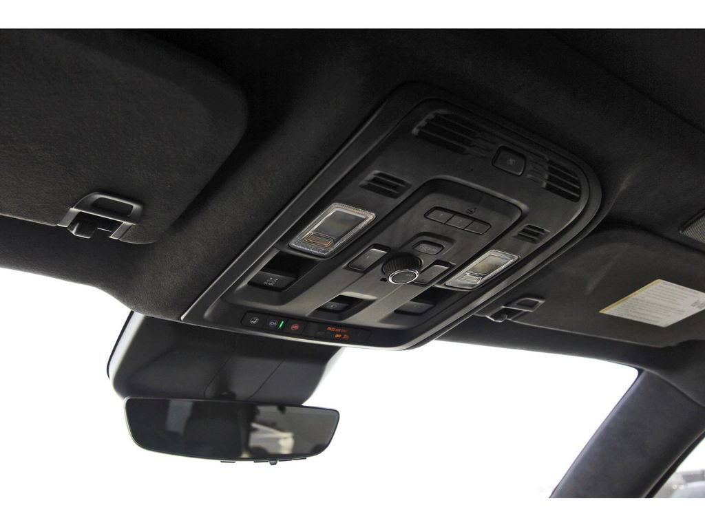 Certified 2024 Cadillac Escalade Sport Platinum w/ Heavy-Duty Trailer Package image 11