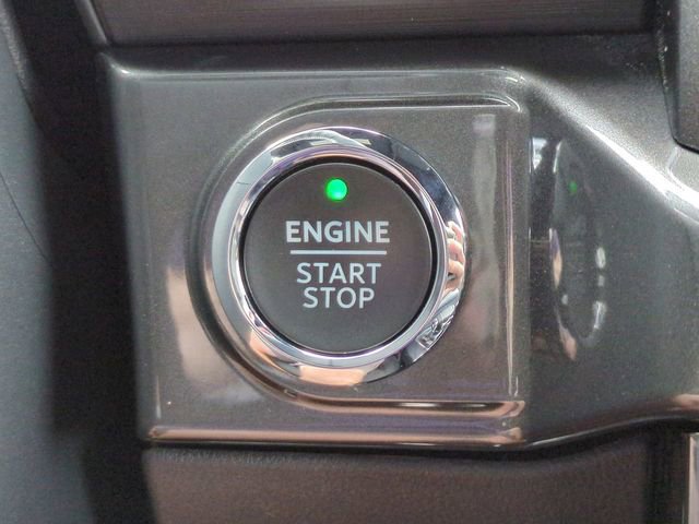 Certified 2022 Ford F150 XLT w/ Equipment Group 302A High image 32