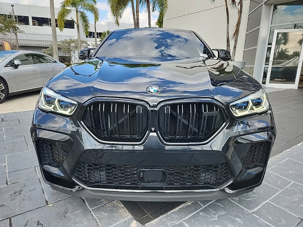 Used 2020 BMW X6 M Competition w/ Executive Package image 18