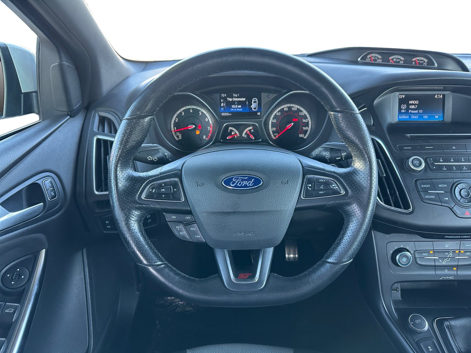 Used 2016 Ford Focus ST FWD image 12