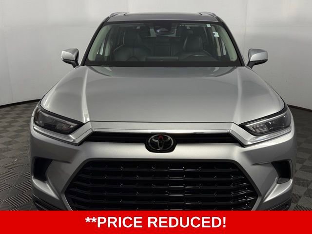 Used 2024 Toyota Grand Highlander XLE image 2