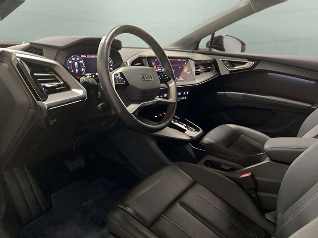 Used 2024 Audi Q4 e-tron Premium w/ Convenience Package image 65