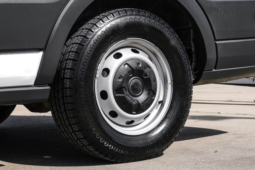 Used 2017 Ford Transit 350 XL image 50