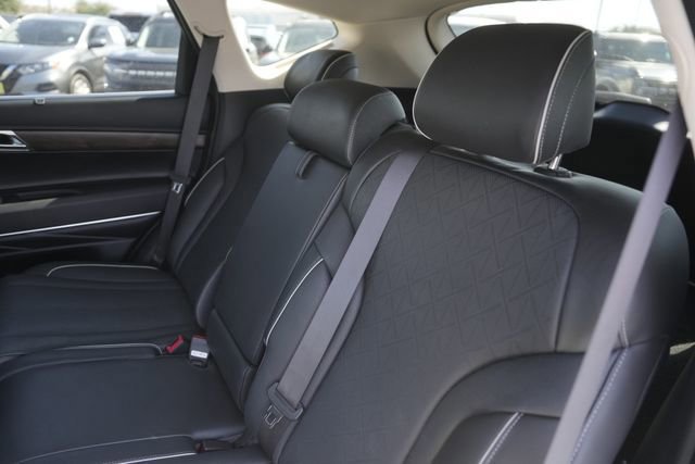 Used 2025 Genesis GV80 2.5T Prestige image 14