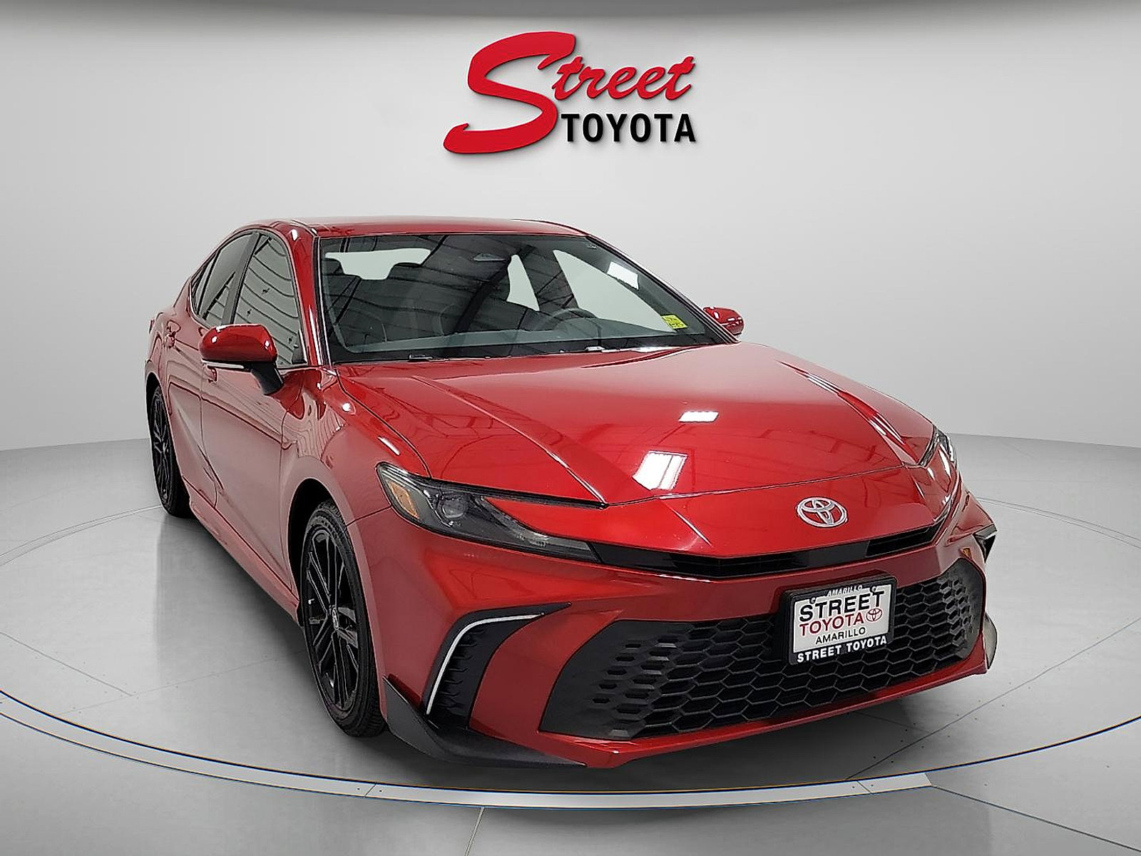 Used 2026 Toyota Camry SE w/ Convenience Package FWD image 5