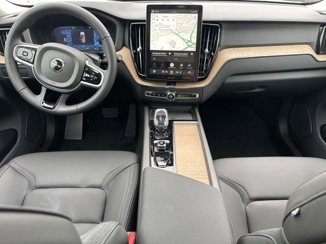New 2026 Volvo XC60 B5 Plus w/ Climate Package image 12