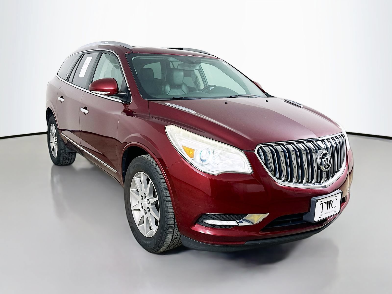 Used 2016 Buick Enclave Leather FWD image 3
