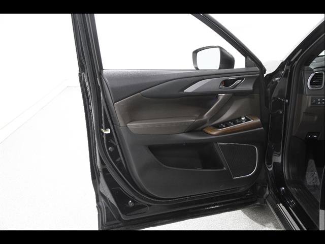 Certified 2022 MAZDA CX-9 Signature AWD/4WD image 4