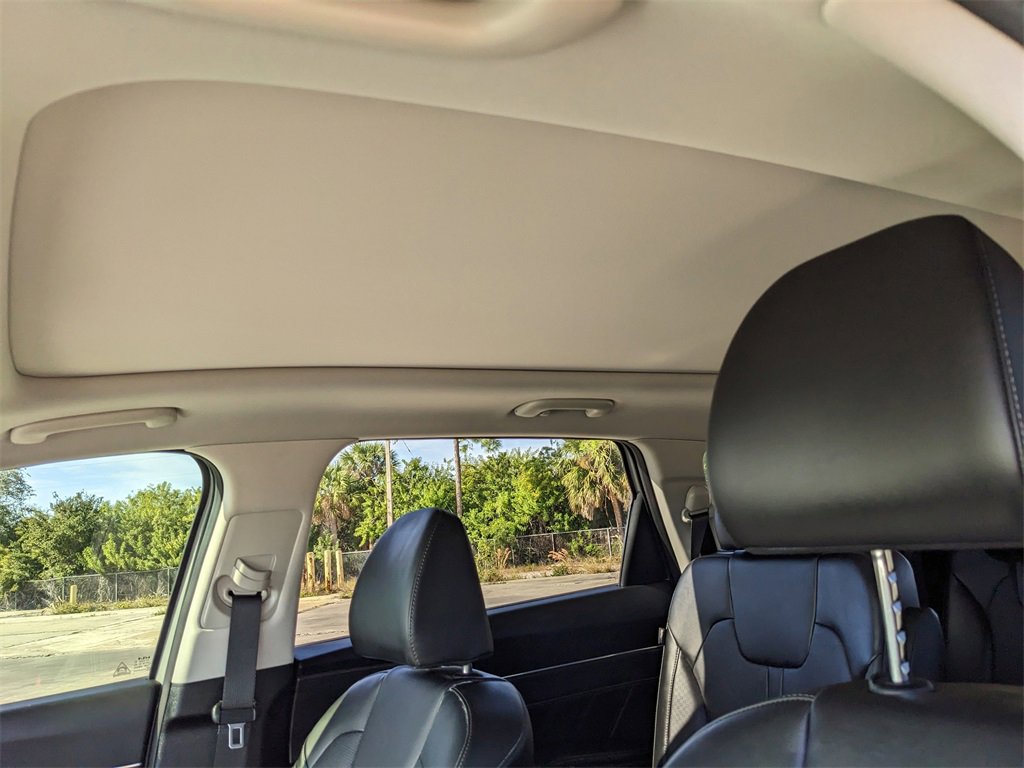 Certified 2025 Kia Sorento SX Prestige image 25