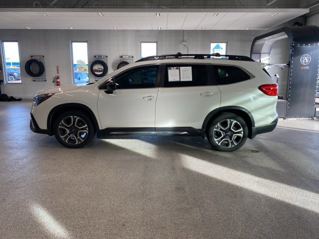 Used 2024 Subaru Ascent Limited image 12