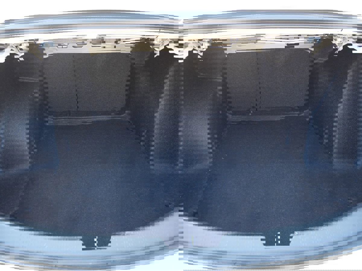 Used 2021 Chevrolet Malibu LS image 31