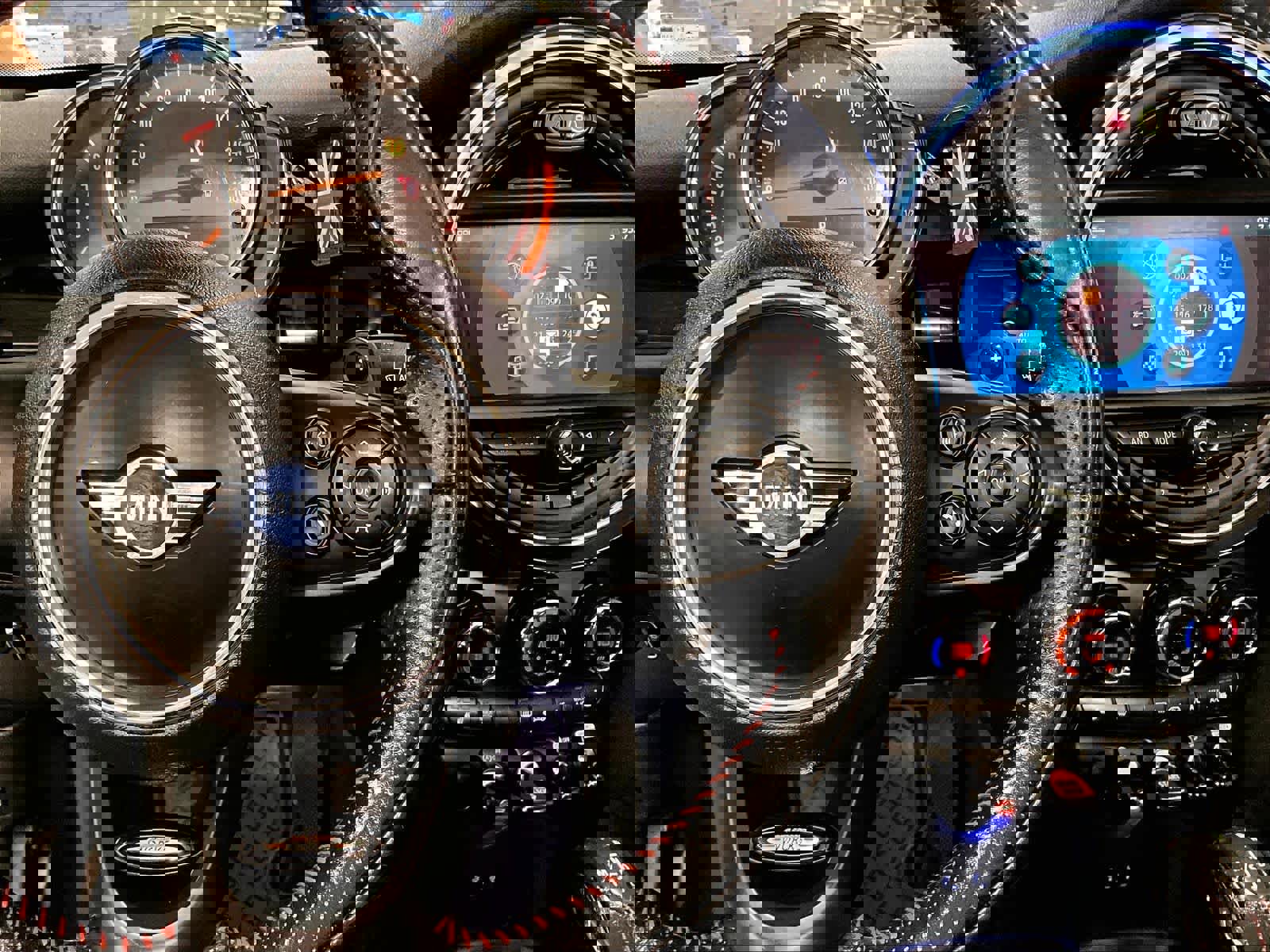 Used 2019 MINI Cooper S image 24