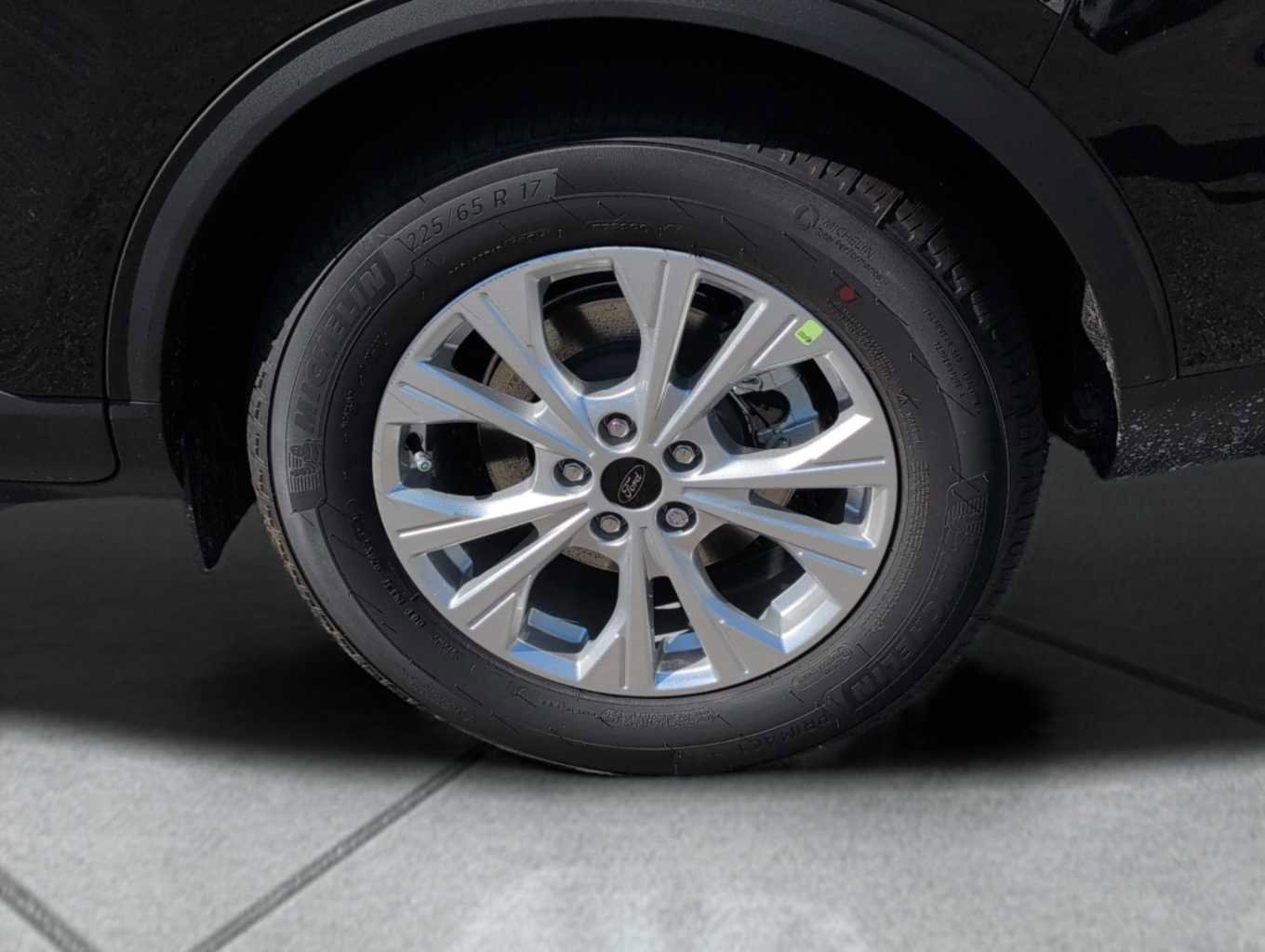 New 2026 Ford Escape Active FWD image 17
