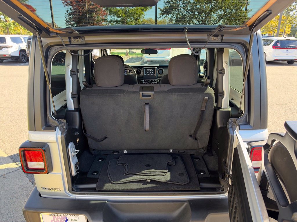 Used 2023 Jeep Wrangler Sport AWD/4WD image 28