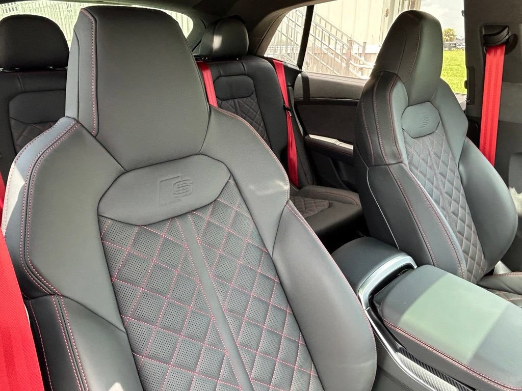 New 2026 Audi SQ8 Prestige AWD/4WD image 44
