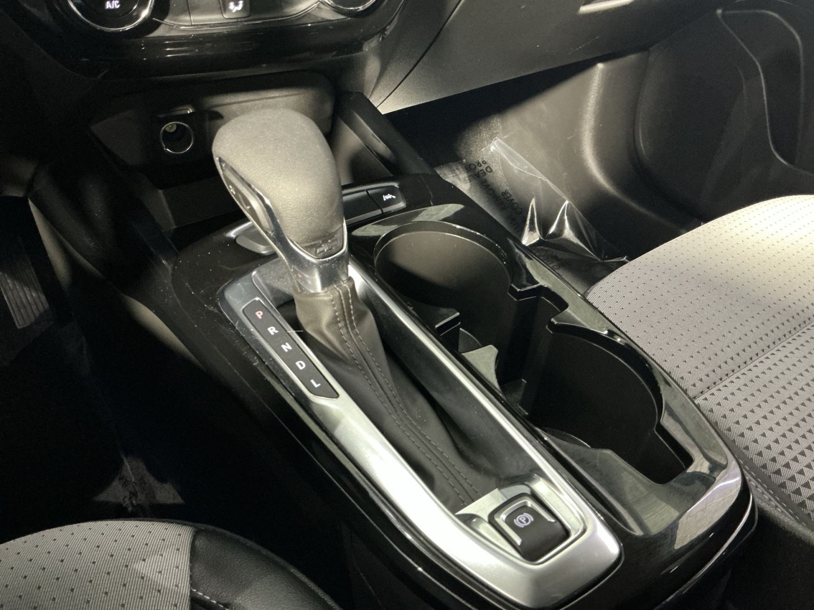 Used 2024 Chevrolet Trax LT FWD image 22