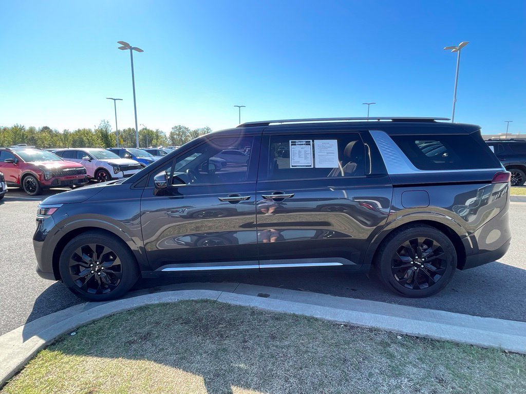 Certified 2024 Kia Carnival SX Prestige FWD image 4