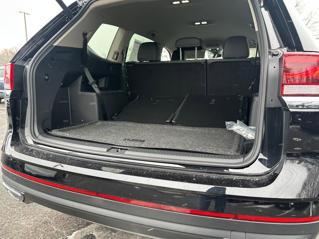New 2026 Volkswagen Atlas SE image 15