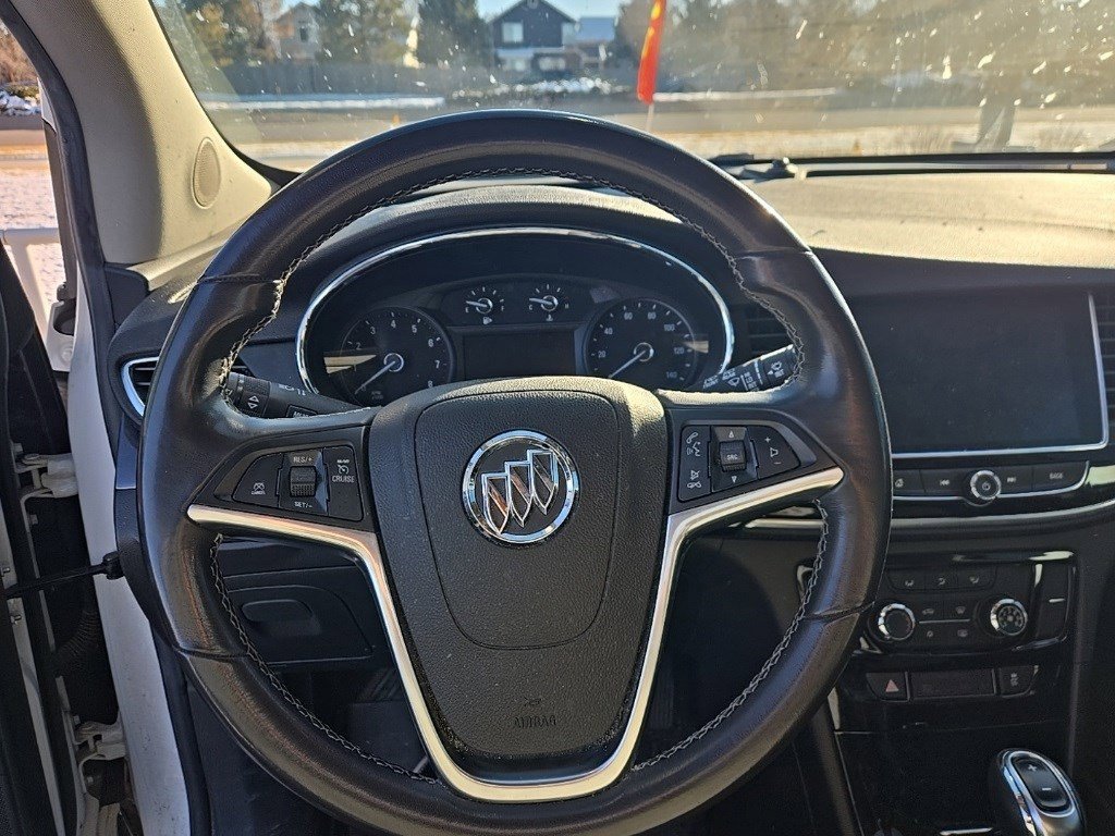 Used 2020 Buick Encore Preferred image 9
