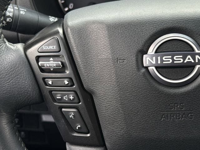 Used 2024 Nissan Frontier SV w/ SV Convenience Package RWD image 14