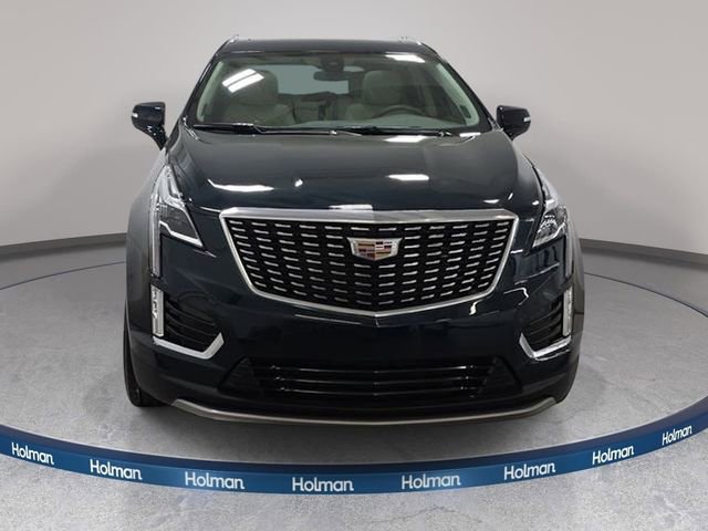 Used 2024 Cadillac XT5 Premium Luxury image 3