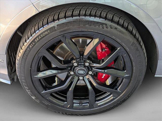 Certified 2022 Land Rover Range Rover Sport SVR Carbon Edition AWD/4WD image 25