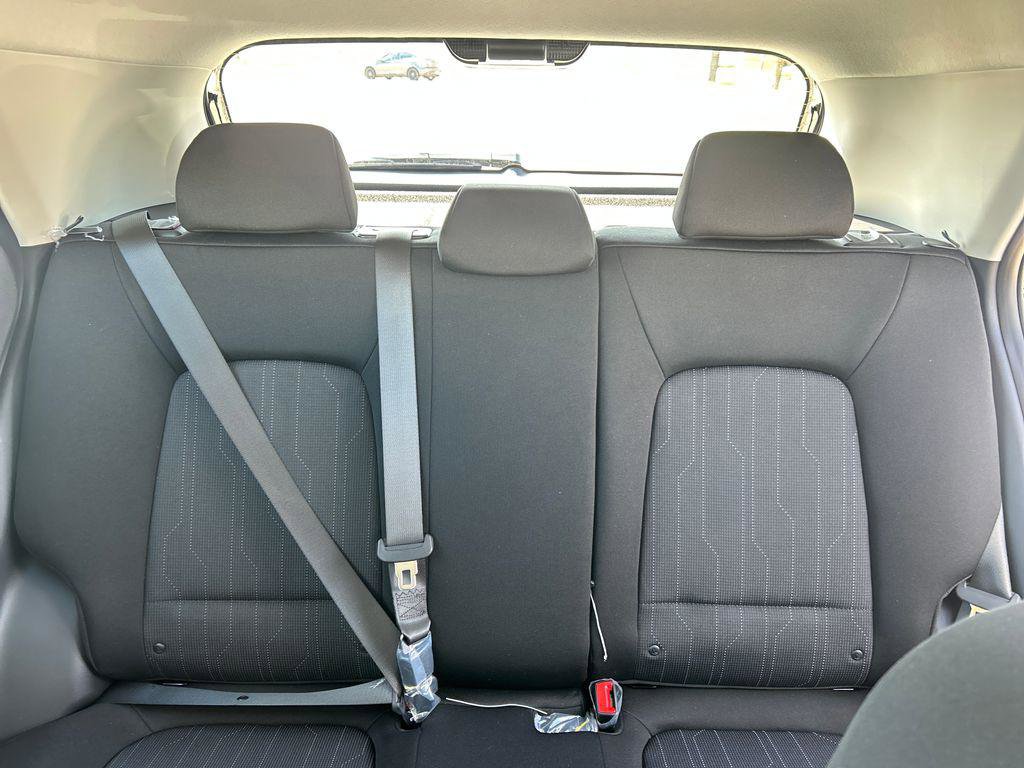 New 2026 Hyundai Venue SE FWD image 25