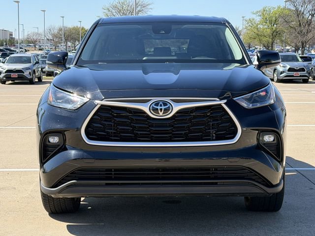 Used 2023 Toyota Highlander LE image 8