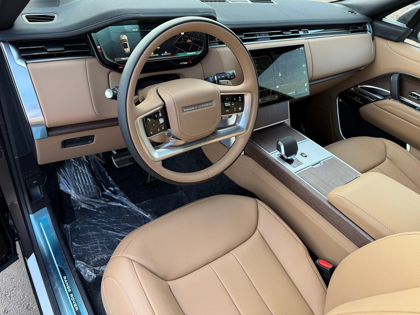 New 2026 Land Rover Range Rover SE AWD/4WD image 14