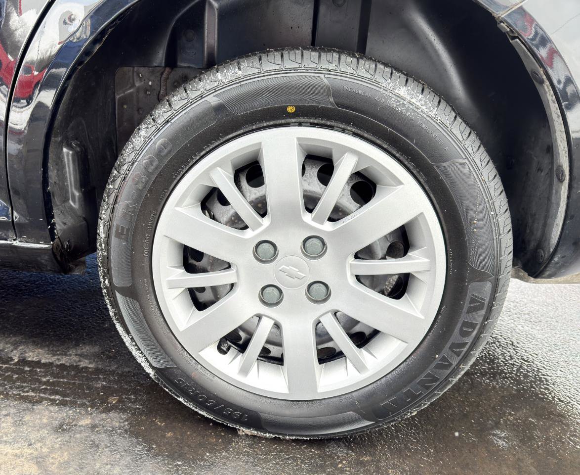 Used 2009 Chevrolet Cobalt LS w/ Protection Package FWD image 53