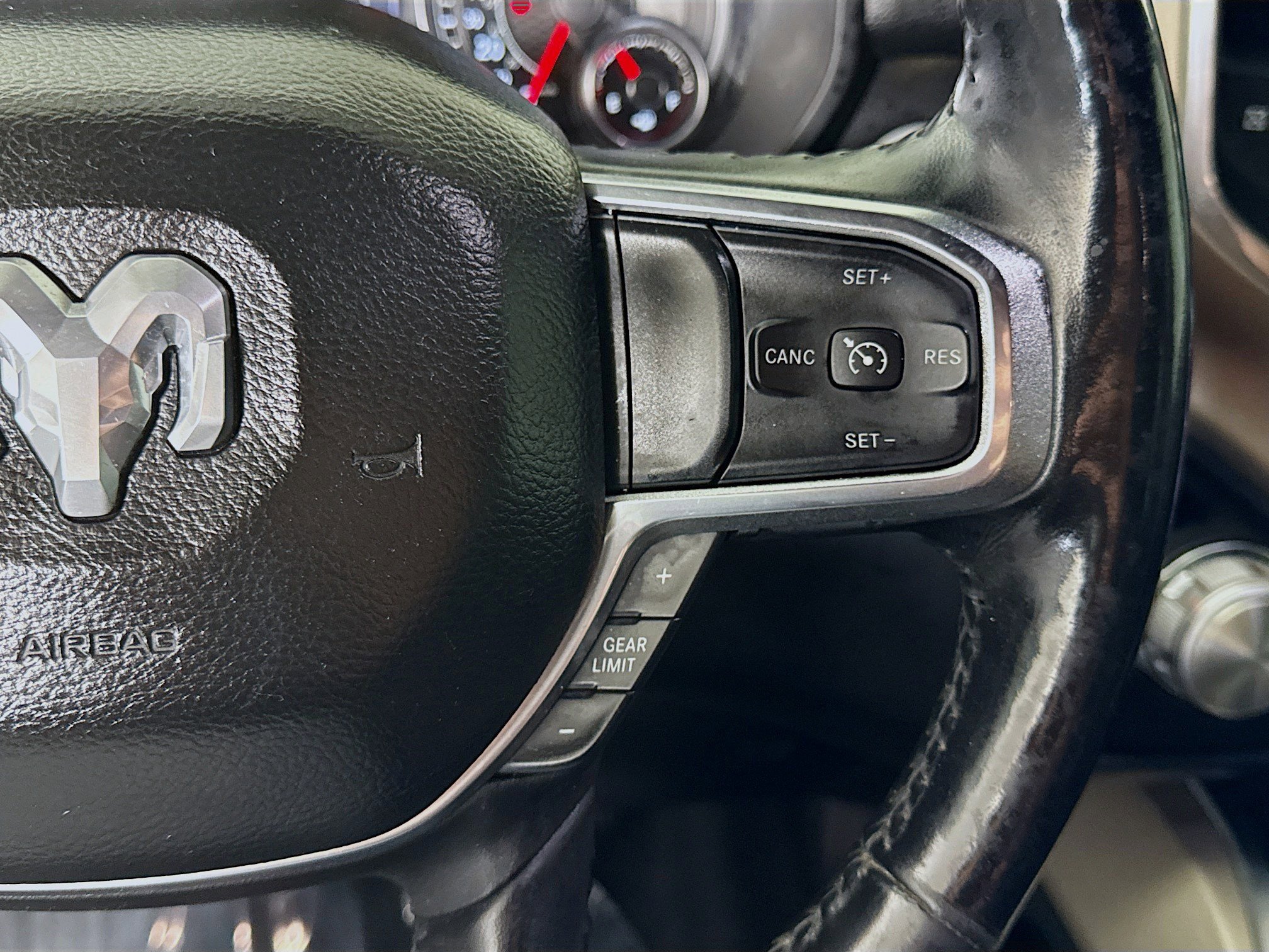 Used 2019 RAM 1500 Laramie w/ Sport Appearance Package image 15