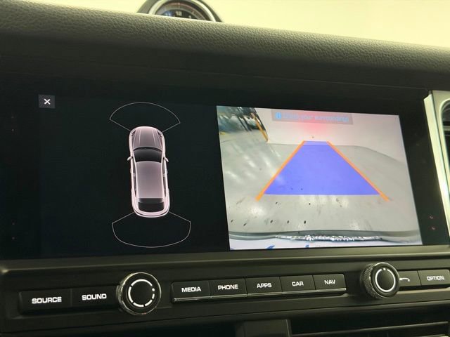 Used 2020 Porsche Macan image 21