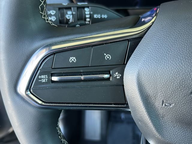 Used 2025 Chevrolet Equinox EV LT FWD image 22