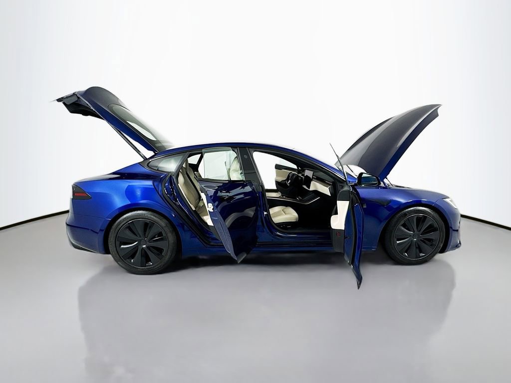 Used 2022 Tesla Model S AWD/4WD image 37