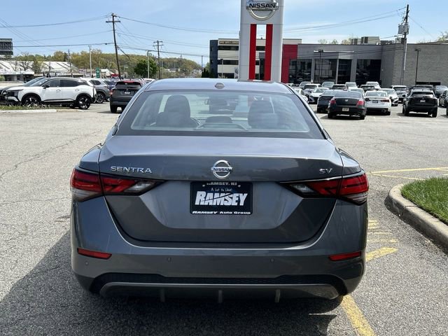 Certified 2022 Nissan Sentra SV FWD image 25