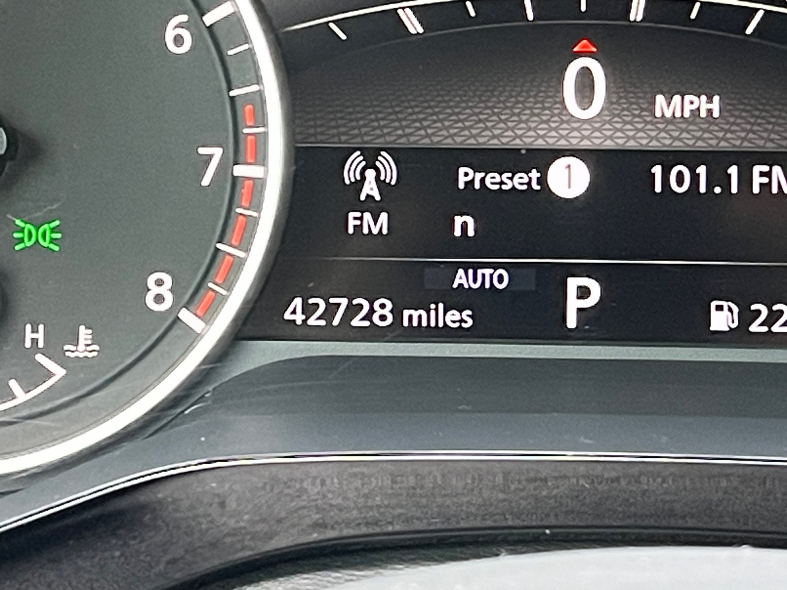 Used 2023 Nissan Pathfinder SL w/ SL Premium Package AWD/4WD image 16