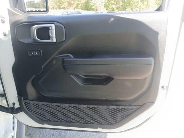 Used 2024 Jeep Wrangler Sport S image 34