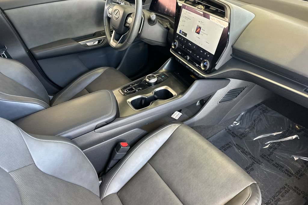 Used 2023 Lexus RZ 450e Premium w/ Technology Package AWD/4WD image 18