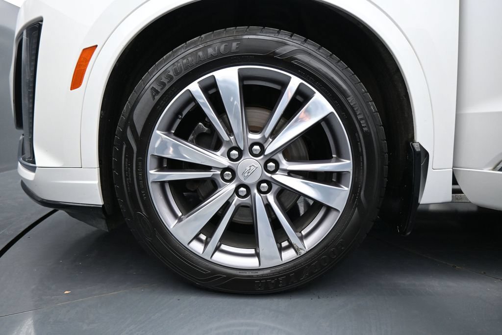 Used 2020 Cadillac XT6 Premium Luxury AWD/4WD image 32