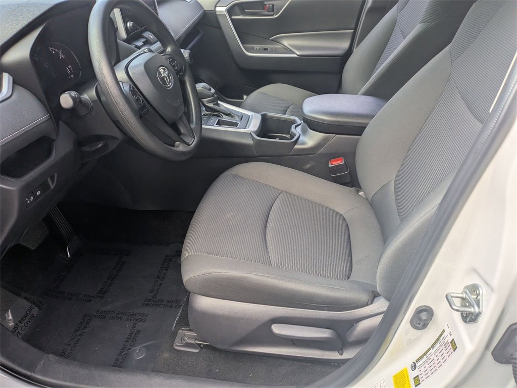 Used 2025 Toyota RAV4 LE image 19