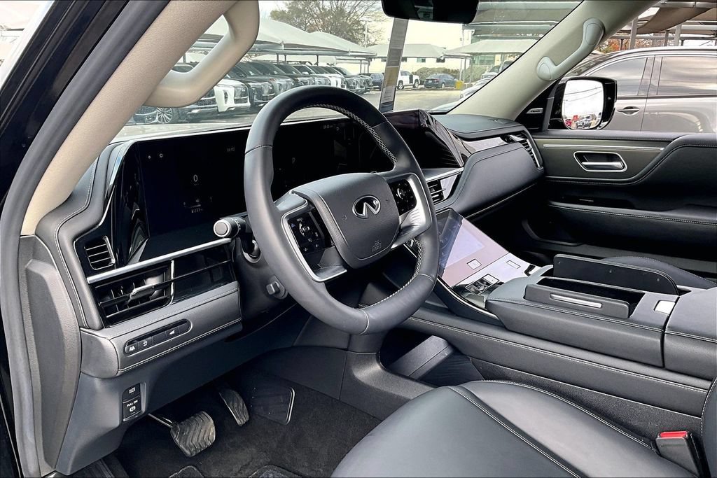 Certified 2025 INFINITI QX80 Pure w/ Cargo Package AWD/4WD image 17