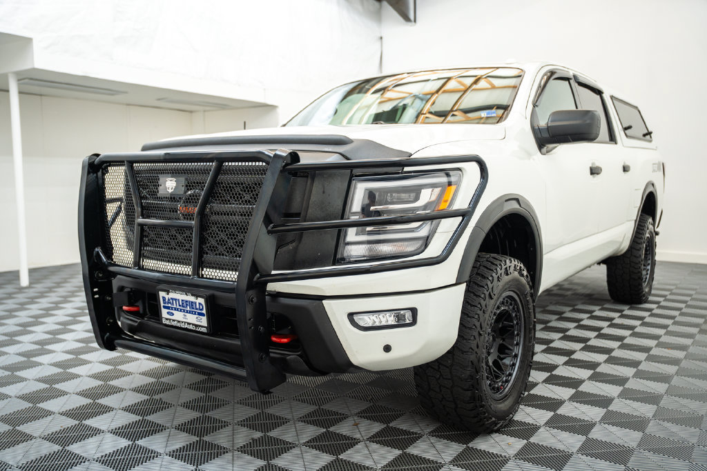 Used 2021 Nissan Titan PRO-4X w/ Pro-4x Utility Package AWD/4WD image 3